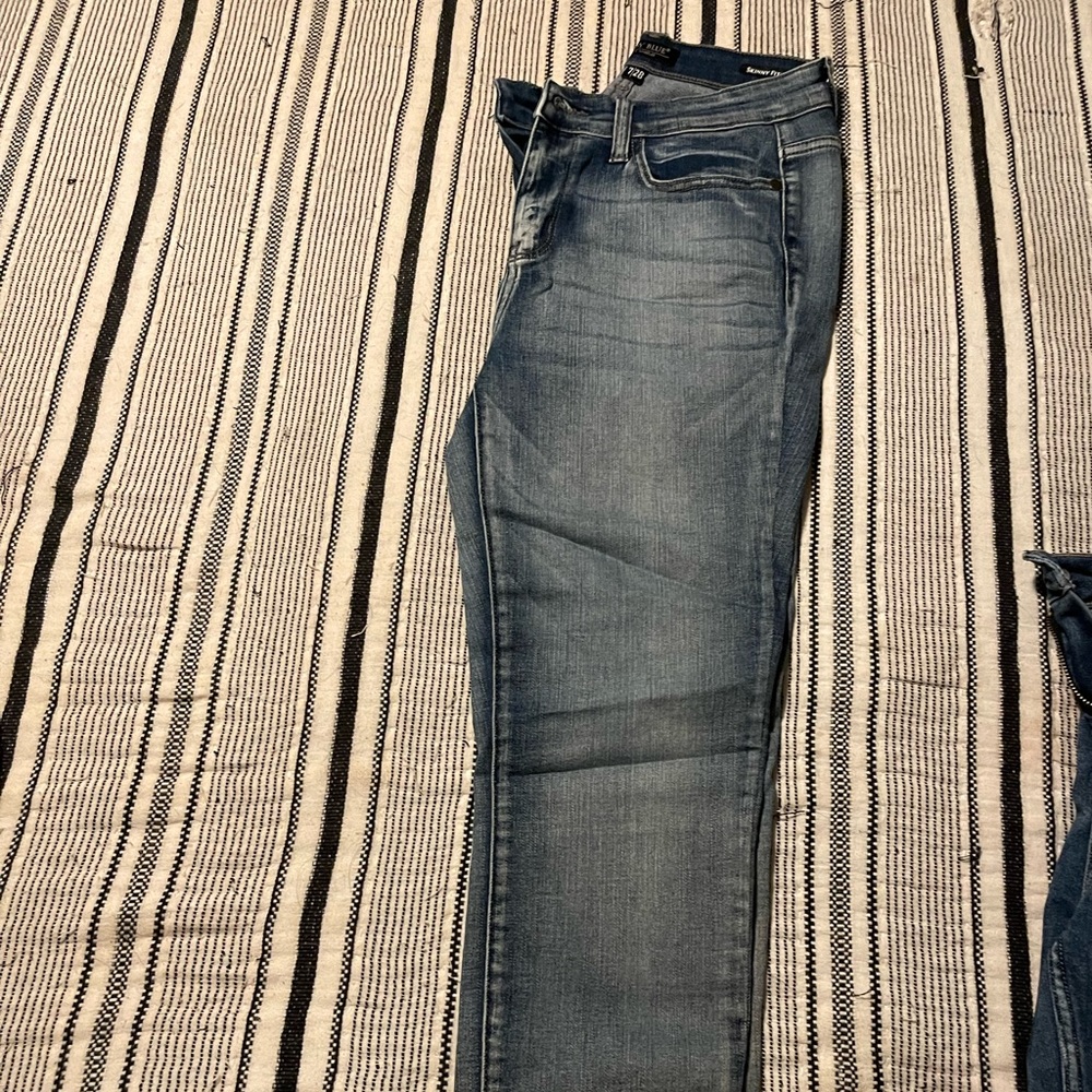 Judy Blue Jeans View 3